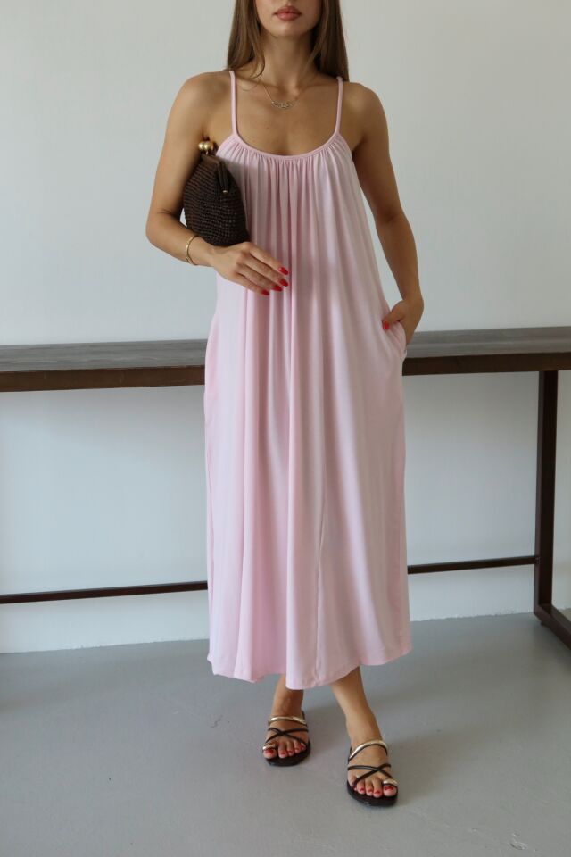 Balenbi Kadın Yaka Büzgü Detaylı Cepli Askılı Penye Elbise 1107 Pembe - Standart