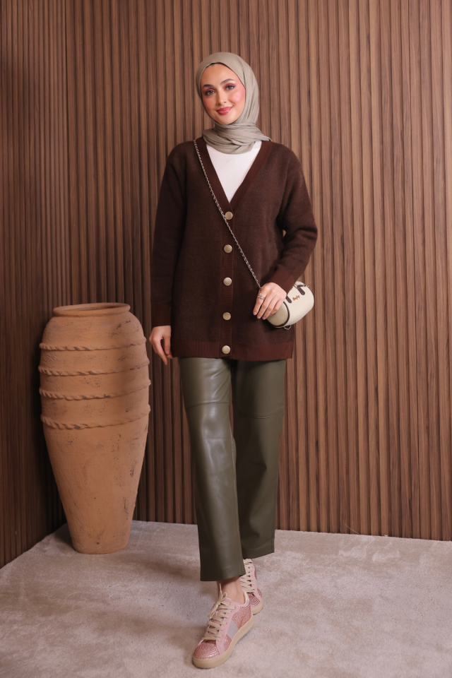 Kadın V Yaka Bronz Düğmeli Sakallı Triko Hırka 1142 Standart - Kahverengi