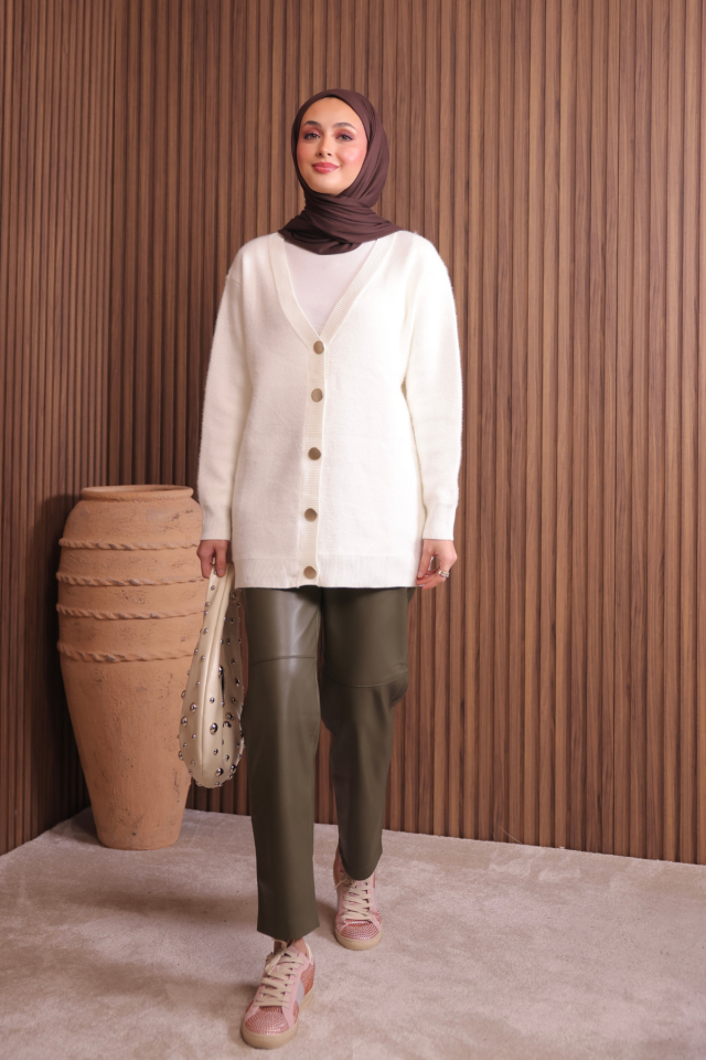 Kadın V Yaka Bronz Düğmeli Sakallı Triko Hırka 1142 Standart - Ekru