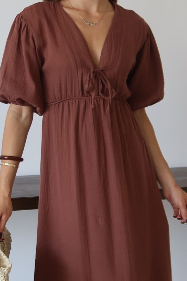 Balenbi Kadın Hafif Transparan Basic Önden Bağlamalı Müslin Elbise 1105 L - Kahverengi