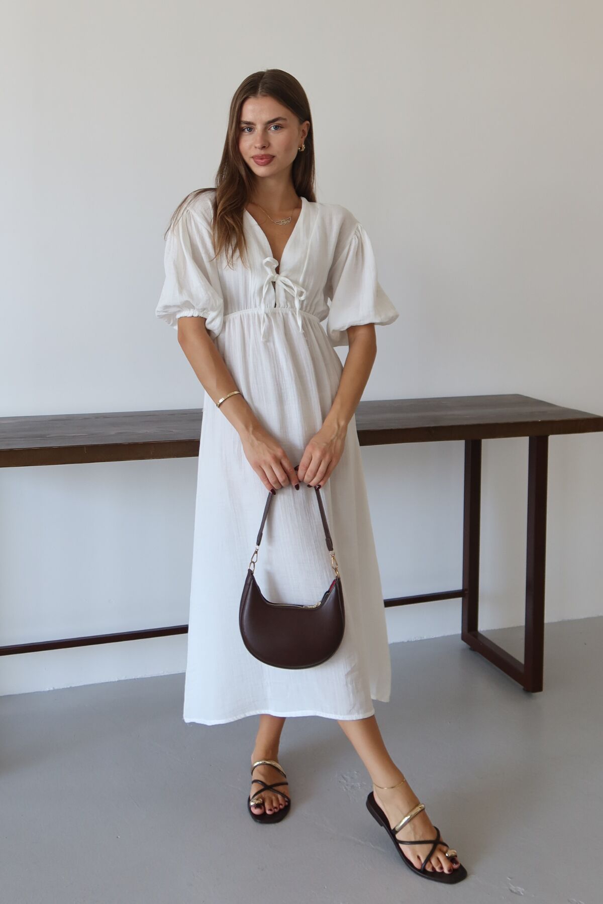 Balenbi Kadın Hafif Transparan Basic Önden Bağlamalı Müslin Elbise 1105 S - Beyaz