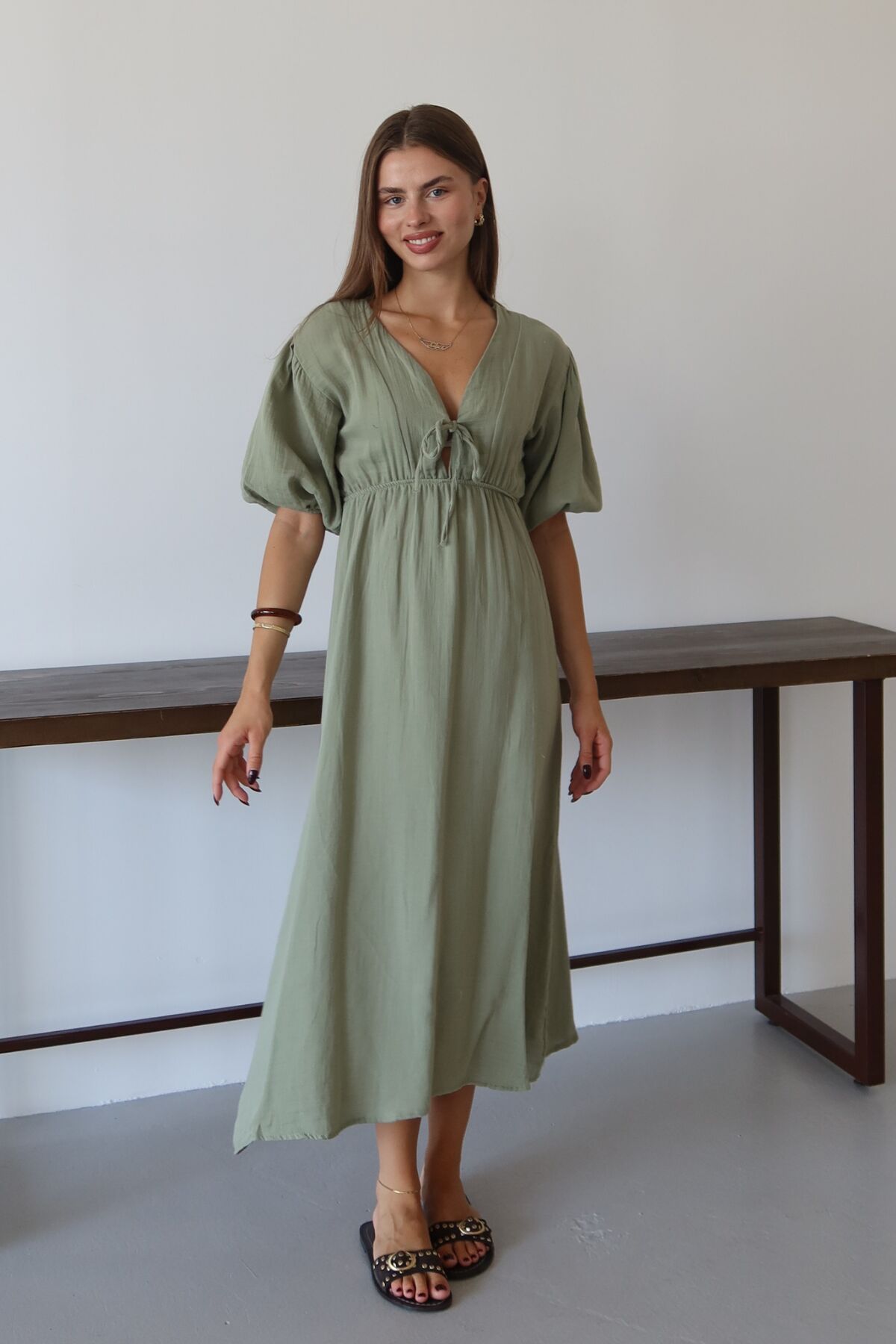 Balenbi Kadın Hafif Transparan Basic Önden Bağlamalı Müslin Elbise 1105 S - Yeşil