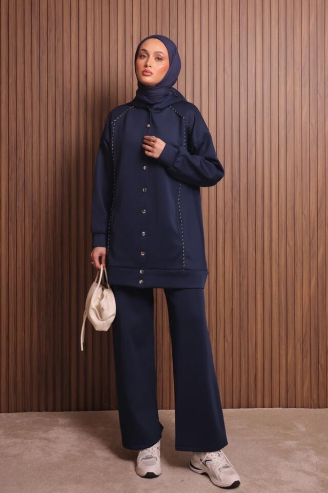 Balenbi Kadın Scuba Kumaş Kapüşonlu Düğmeli Tesettür Takım 1131 L - Lacivert
