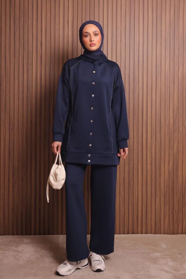 Balenbi Kadın Scuba Kumaş Kapüşonlu Düğmeli Tesettür Takım 1131 L - Lacivert