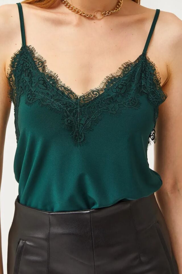 Balenbi Kadın Dantel Detaylı İp Askılı Sandy Bluz 1070 S - Zümrüt