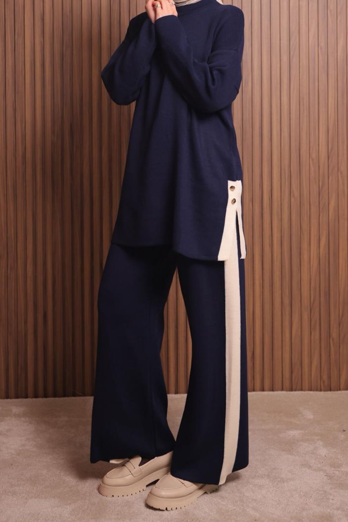 Balenbi Kadın Oversize Düz Dokuma Yırtmaçlı Tesettür Triko Takım 1136 Standart - Lacivert