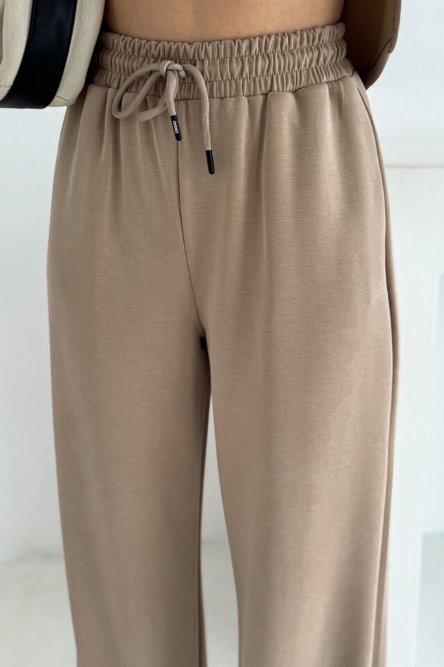 Balenbi Premium Modal Kumaş Fermuarlı Yaka Kadın Takım 1153 XL - Bej