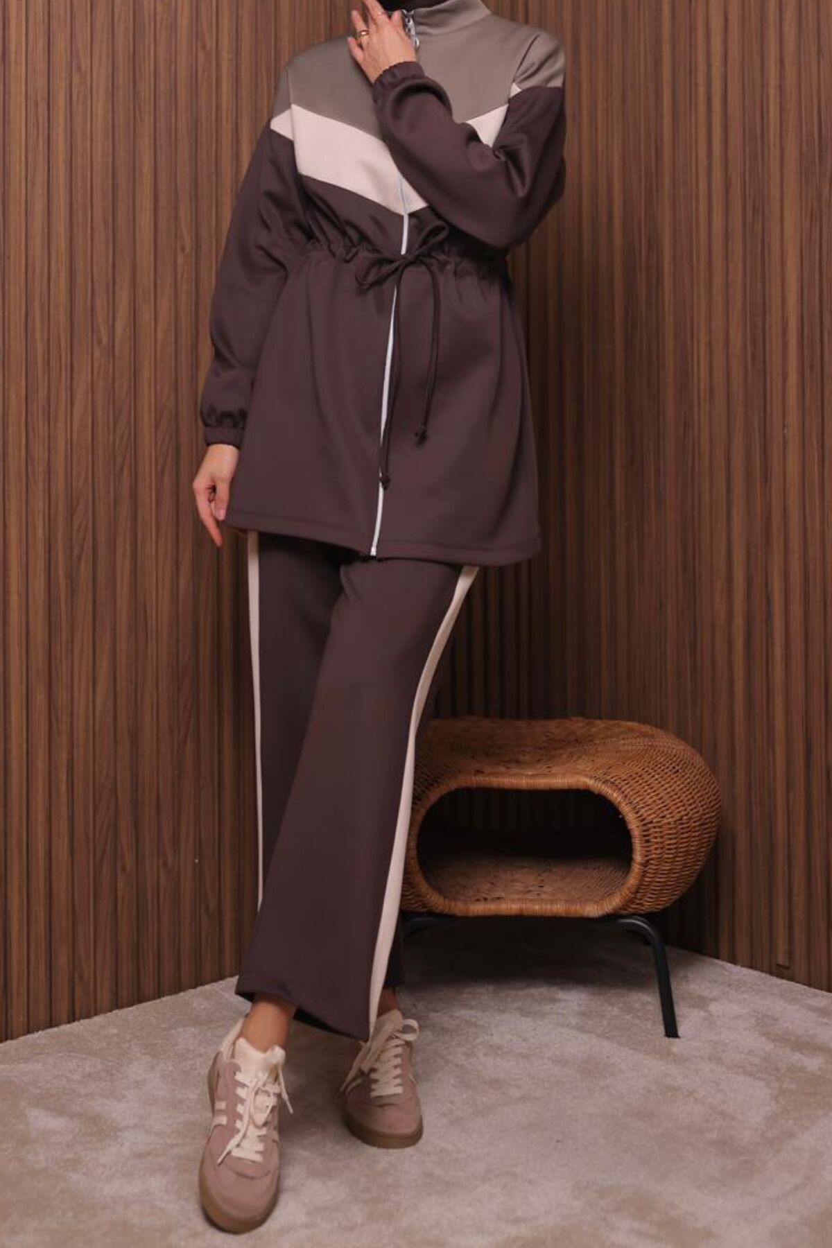 Balenbi Kadın Scuba Kumaş Beli Büzgü Kemerli Tesettür Takım 1123 M - Kahverengi