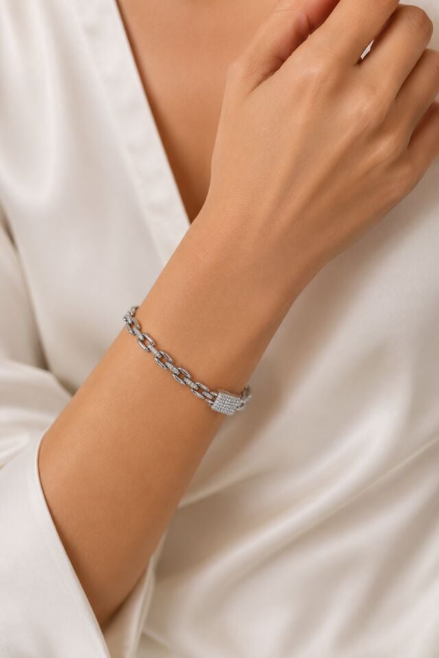 Balenbi Jewelry Kadın Taşlı Oval Halka Detaylı Gümüş Renk Kararmaz Çelik Zincir Bileklik 1096 Gümüş