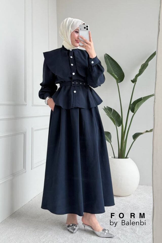 Balenbi Rahat Kesim Kemer Detaylı Tesettür Kadın Etekli Takım 1167 – Form Serisi Lacivert - 36