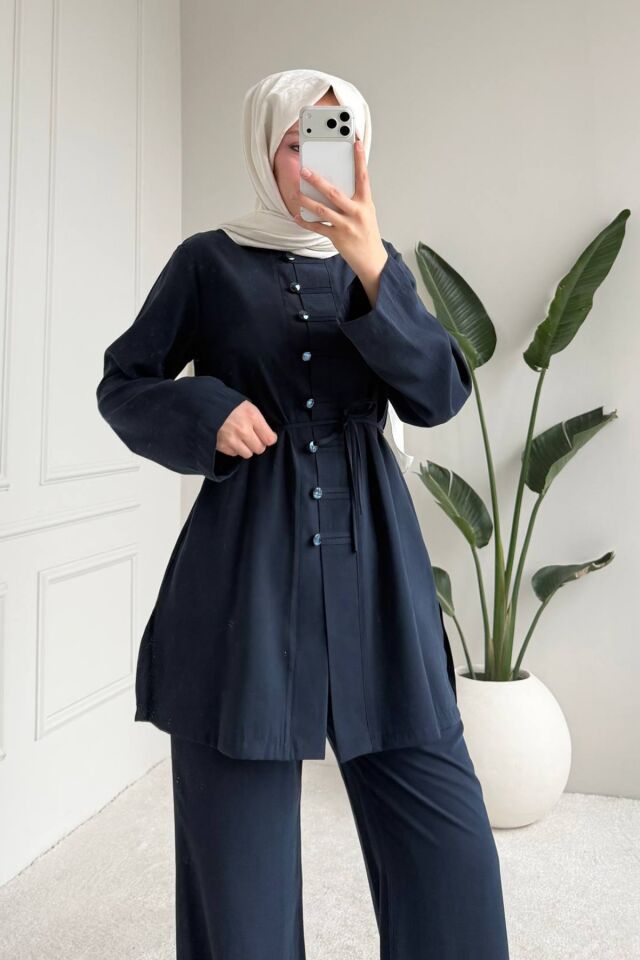 Balenbi Rahat Kesim Düğme Detaylı Tesettür Kadın Tnsel Takım 1166 – Form Serisi Lacivert - 42