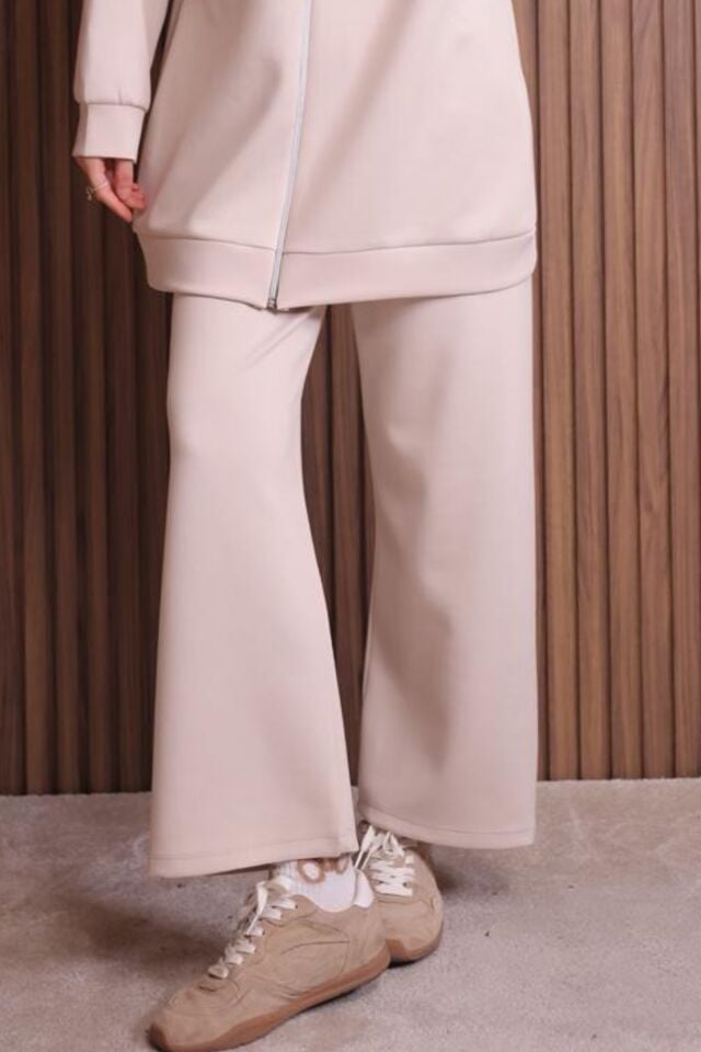 Balenbi Kadın Zincir Kordonlu Kapüşonlu İthal Scuba Tesettür Takım 1121 XL - Bej