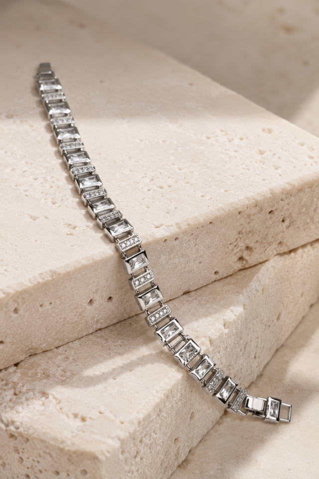 Balenbi Jewelry Kadın Baget Taşlı Geometrik Kararmaz Çelik Bileklik 1137 Gümüş