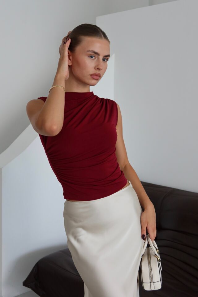 Balenbi Kadın Kolsuz Büzgü Detaylı Basic Sandy Bluz 1102 XL - Bordo