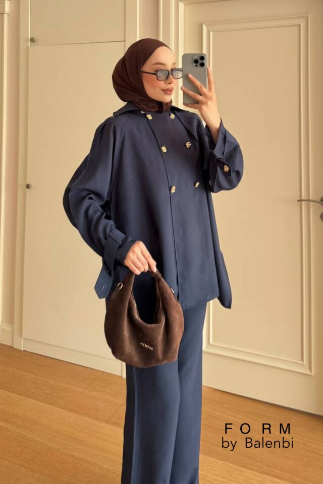 Balenbi Kruvaze Yaka Çift Düğme Detaylı Tesettür Kadın Dokuma Takım 1175 – Form Serisi Lacivert - S/M