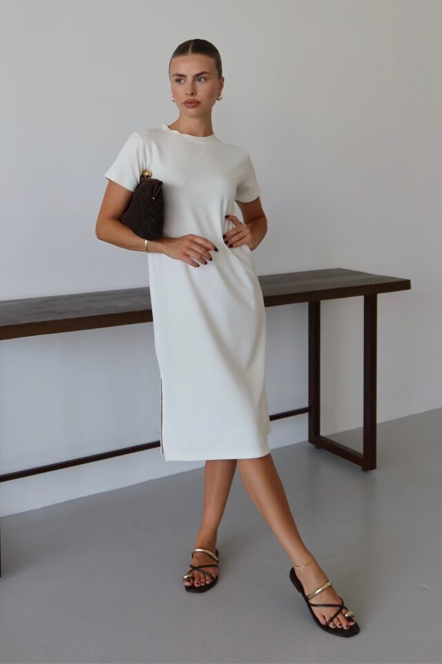 Balenbi Kadın Modal Kumaş Yarım Kol Yırtmaçlı Diz Altı Elbise 1100 Beyaz - XL