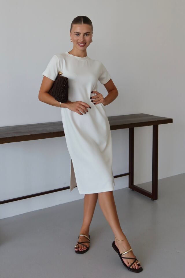 Balenbi Kadın Modal Kumaş Yarım Kol Yırtmaçlı Diz Altı Elbise 1100 XL - Beyaz