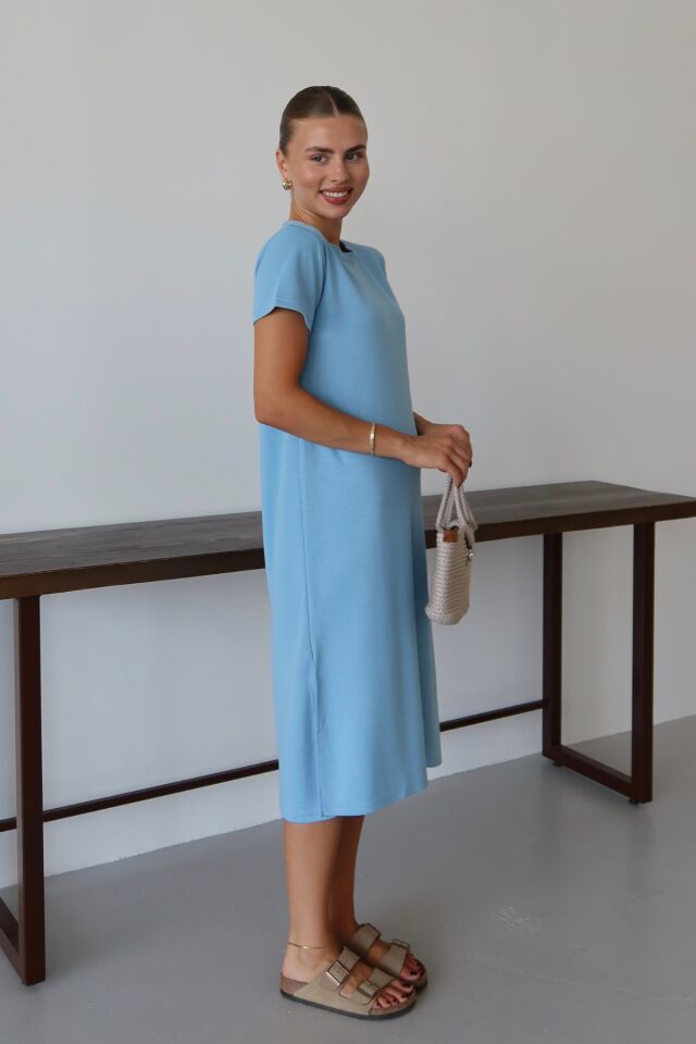 Balenbi Kadın Modal Kumaş Yarım Kol Yırtmaçlı Diz Altı Elbise 1100 XL - Mavi