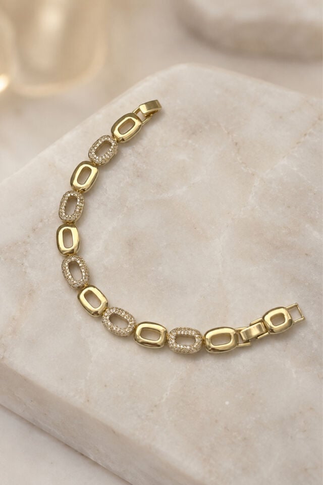 Balenbi Jewelry Kadın Taşlı Geometrik Halka Detaylı Kararmaz Çelik Bileklik 14K Gold 1152