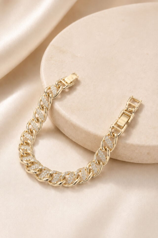 Balenbi Jewelry Kadın Taşlı Gurmet Zincir Kararmaz Çelik Bileklik 14K Gold 1153