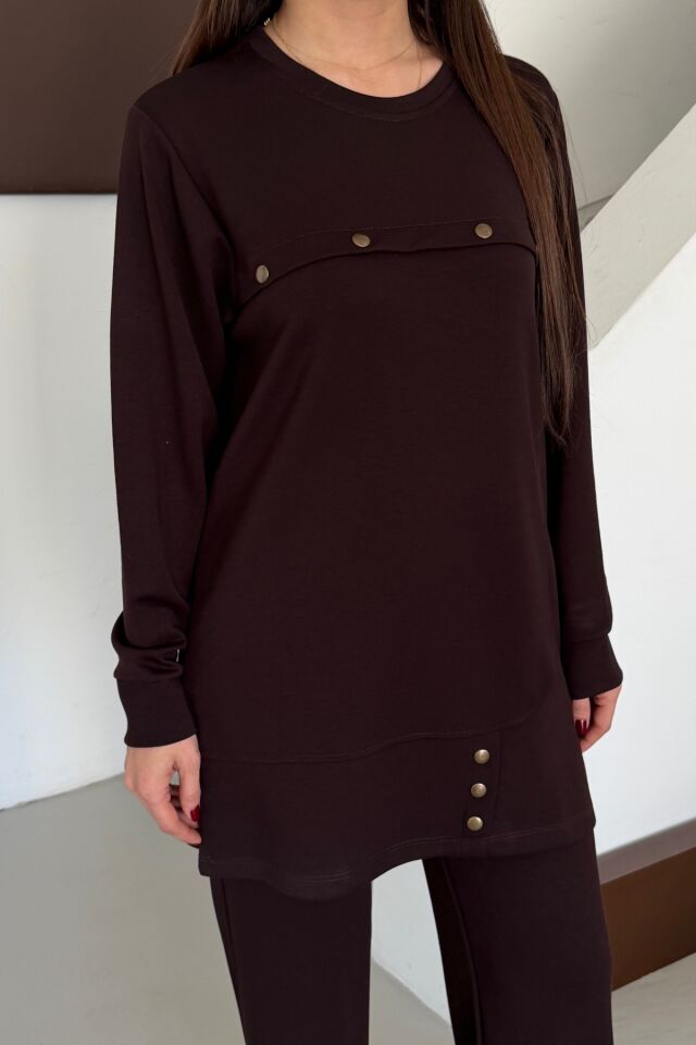 Balenbi Oversize Metal Çıtçıt Detaylı Asimetrik Kesim Modal Tesettür Takım 1187 M - Kahverengi