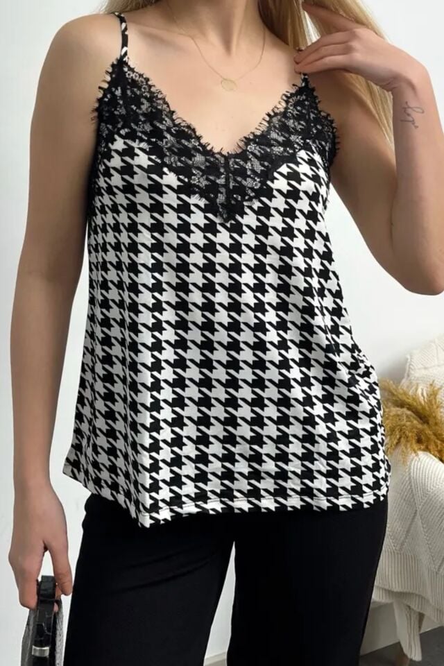 Balenbi Kadın Dantel Detaylı İp Askılı Sandy Bluz 1070 Siyah 2 - M