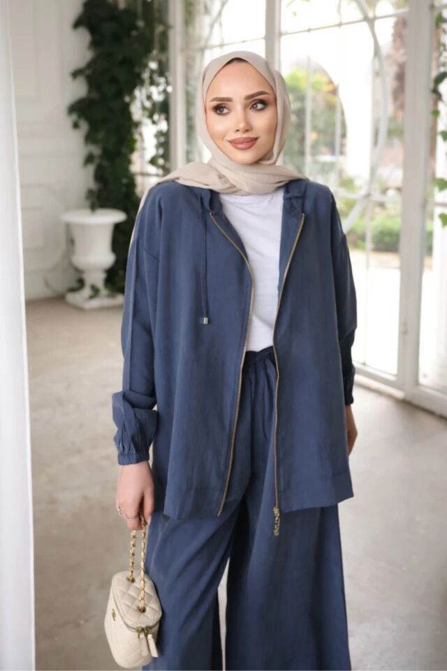 Balenbi Tensel Kumaş Kapüşonlu Fermuarlı Oversize Tesettür Bol Paça Takım 1188 – Form Serisi Lacivert - S/M