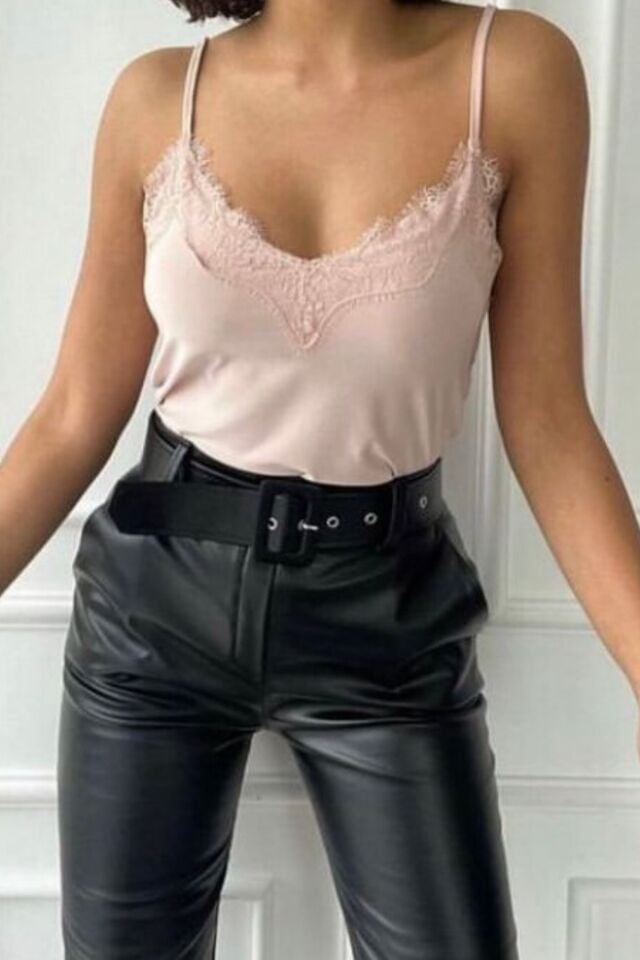 Balenbi Kadın Dantel Detaylı İp Askılı Sandy Bluz 1070 M - Pudra